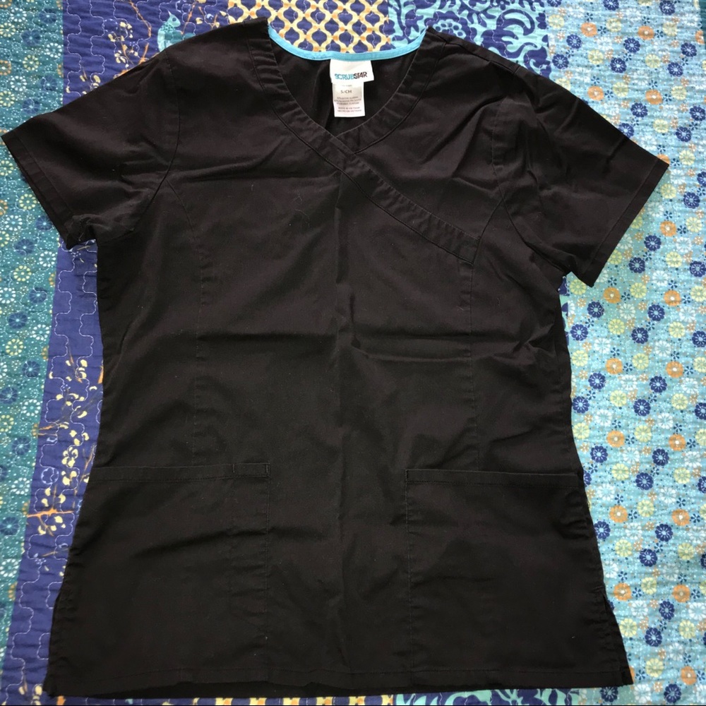 Mock Wrap Scrub Top -Black